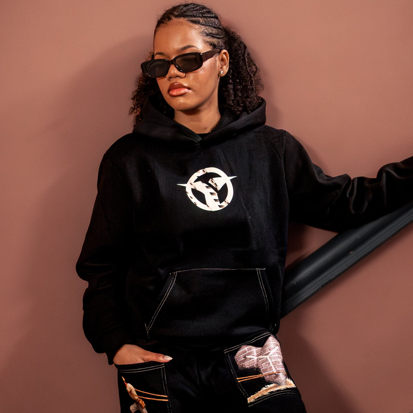 CNSTRCT HOODIE - BLACK